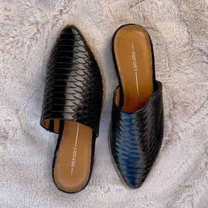 Report flat mule size 5.5